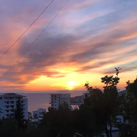 Alex * Sarande